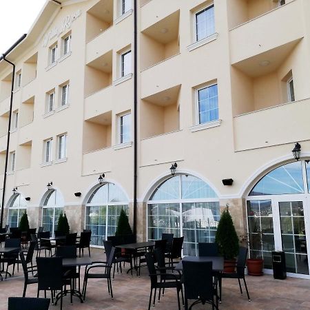 Villa Della Rosa Razgrad Esterno foto