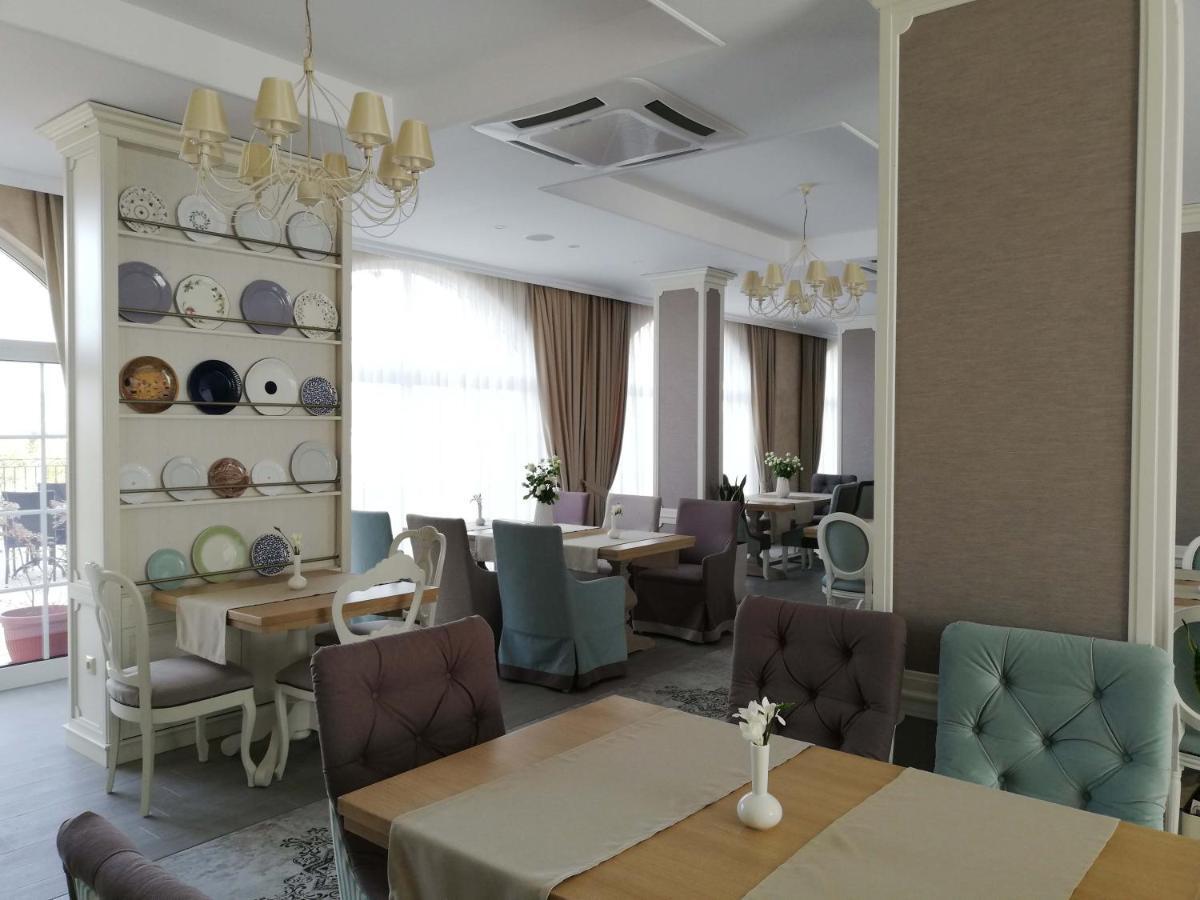 Villa Della Rosa Razgrad Esterno foto